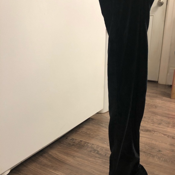 Worn once over the knee heel boots. - Picture 3 of 3